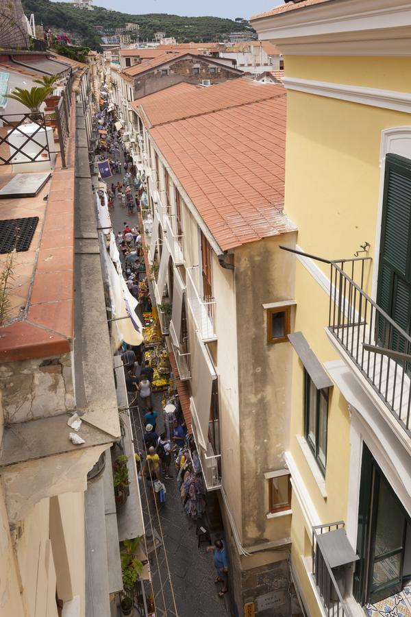 Hotel La Casa dell'Orologio - MAIN SQUARE Sorrento Esterno foto